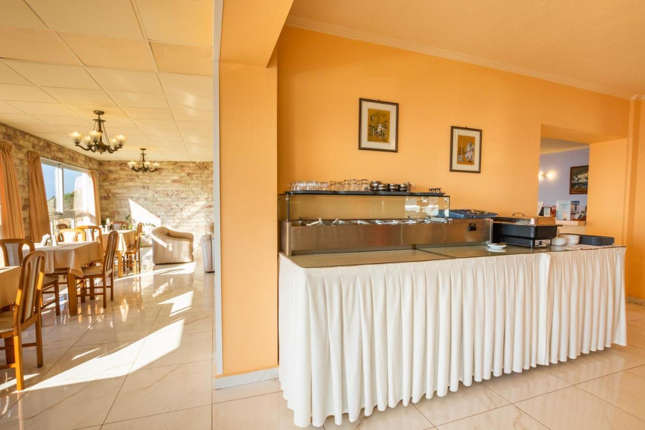 Castelia Bay Hotel Amoopi Extérieur photo
