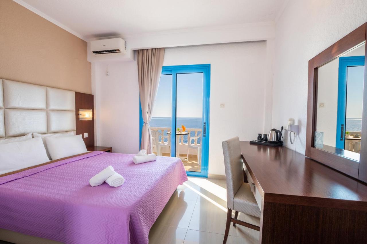 Castelia Bay Hotel Amoopi Extérieur photo