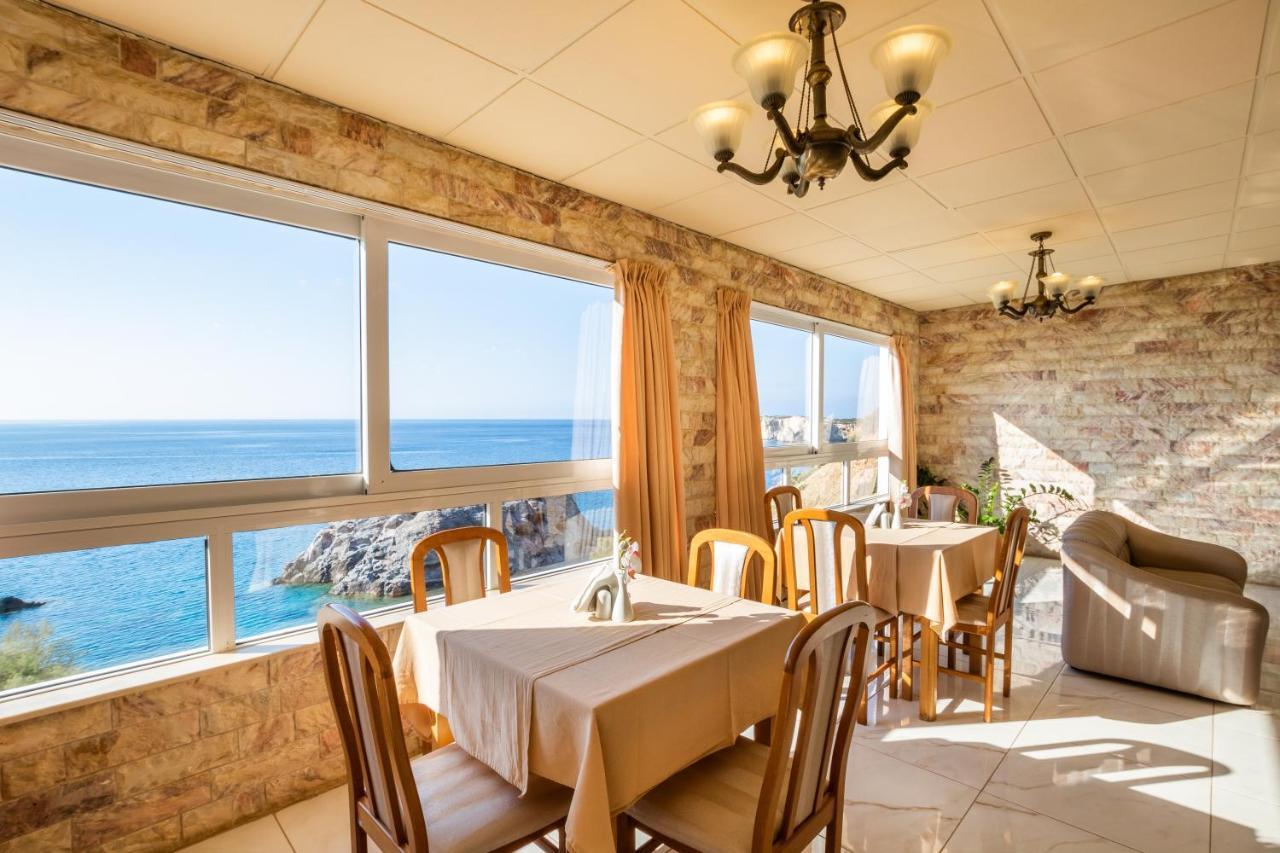 Castelia Bay Hotel Amoopi Extérieur photo